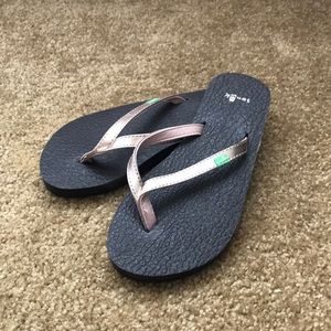 Flip flops
